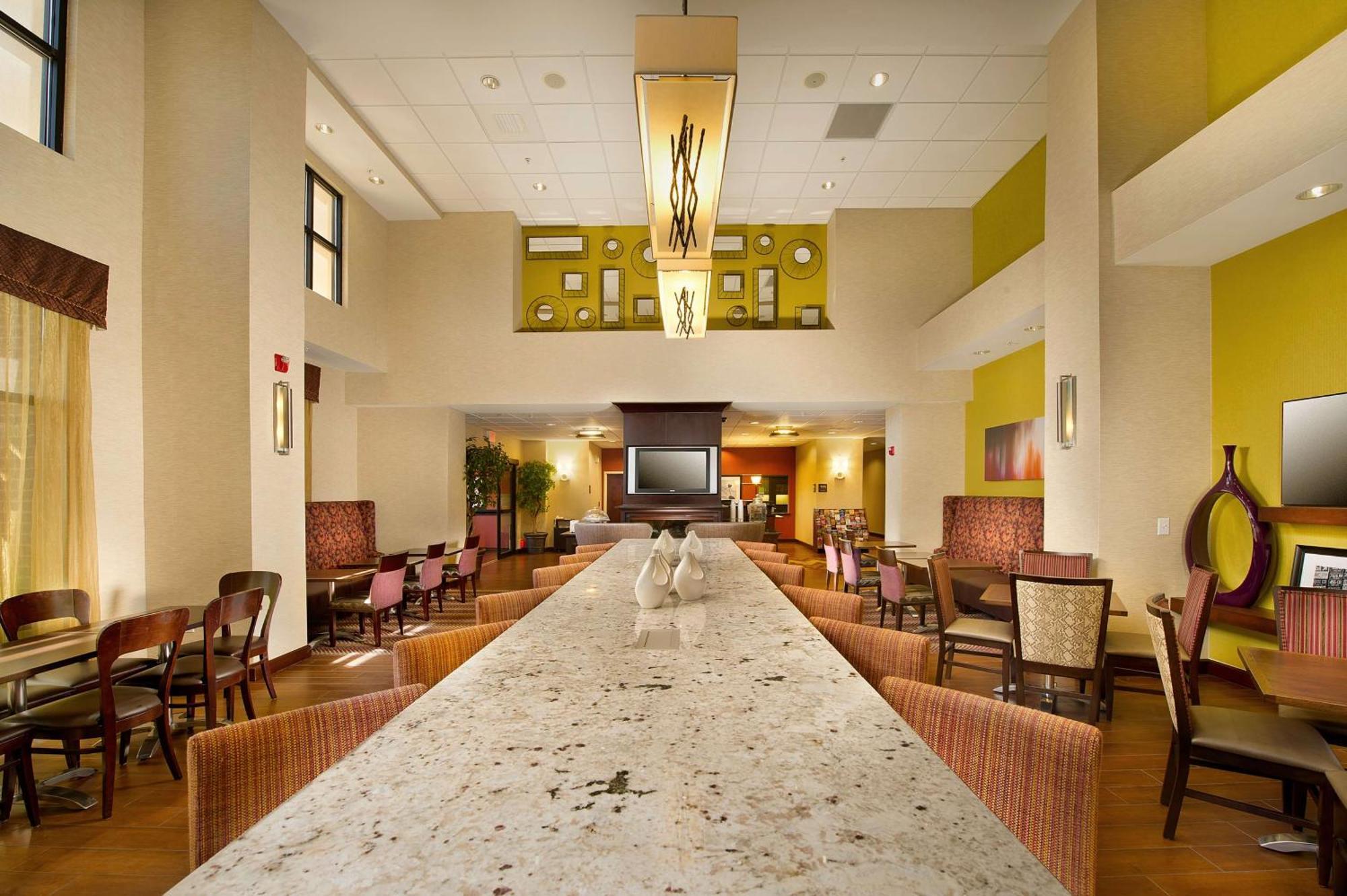 Hampton Inn&Suites San Antonio Airport Exterior foto